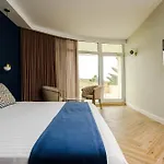 Xvi - Adults Only 5*
