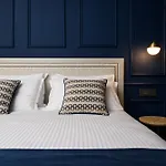 Xvi - Adults Only Hotel