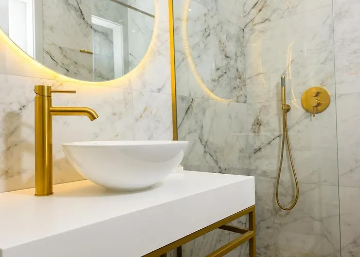 Xvi - Adults Only Hotel