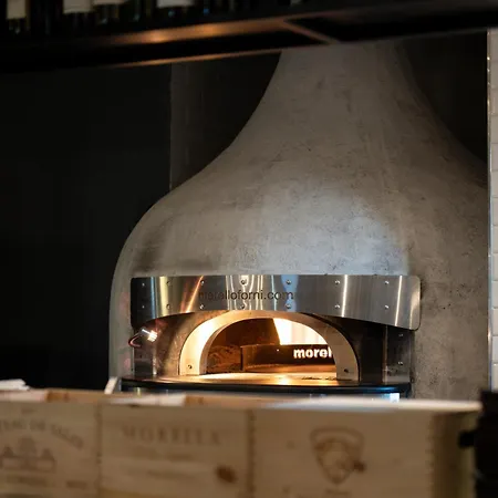 Xvi - Adults Only * Naxxar