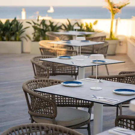 Xvi - Adults Only Hotel