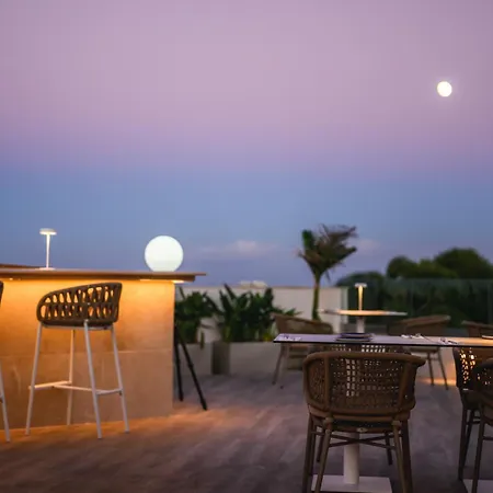 Xvi - Adults Only Hotel *