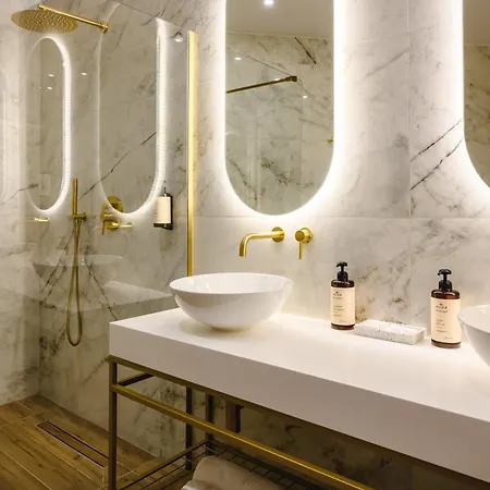 Xvi - Adults Only Hotel *