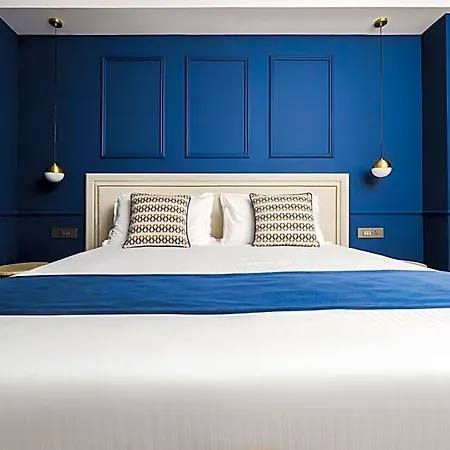Xvi - Adults Only 5* Naxxar