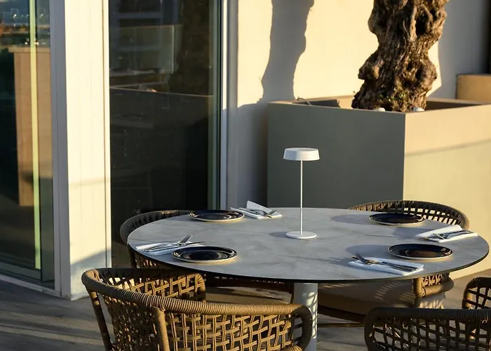 Xvi - Adults Only * Naxxar