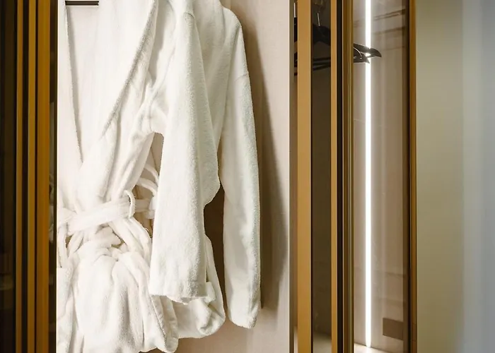 Xvi - Adults Only Hotel *